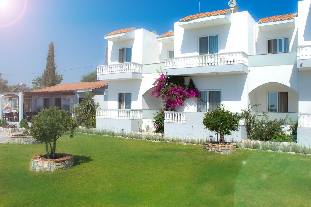 Gardenia Hotel Периса Екстериор снимка
