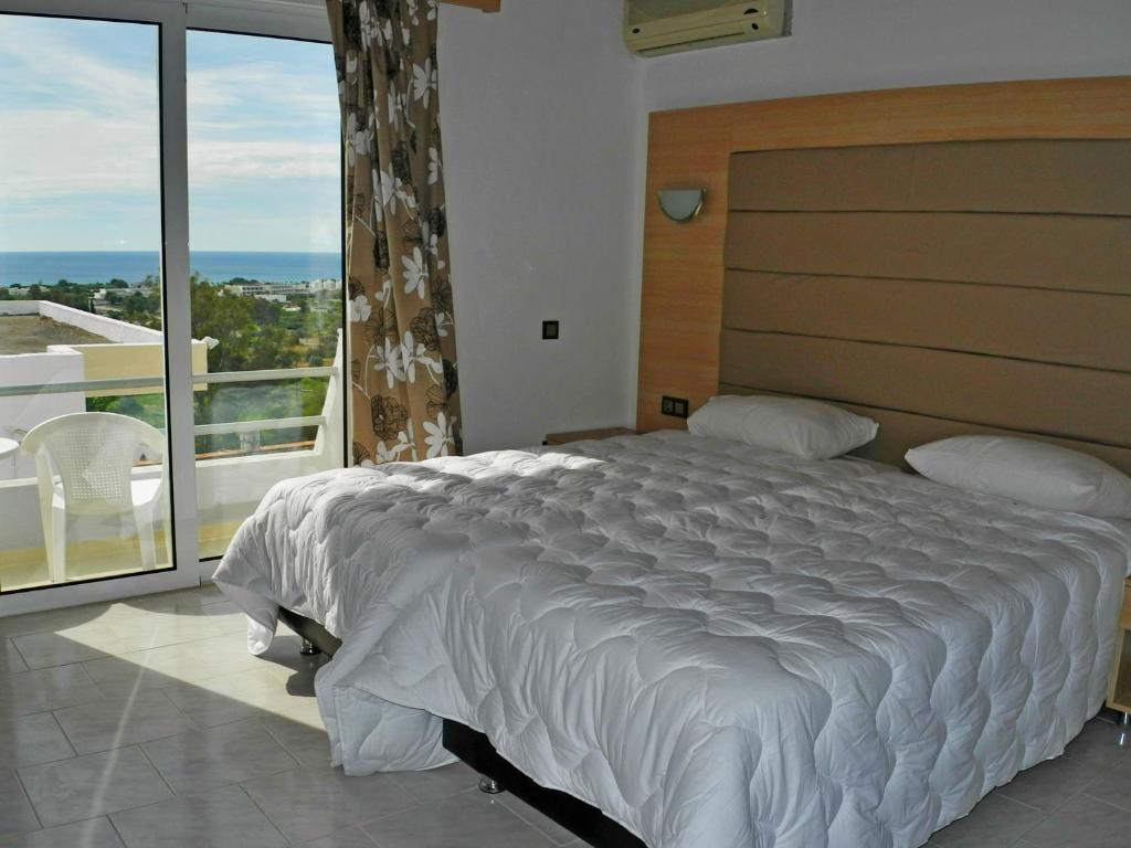 Gardenia Hotel Периса Екстериор снимка